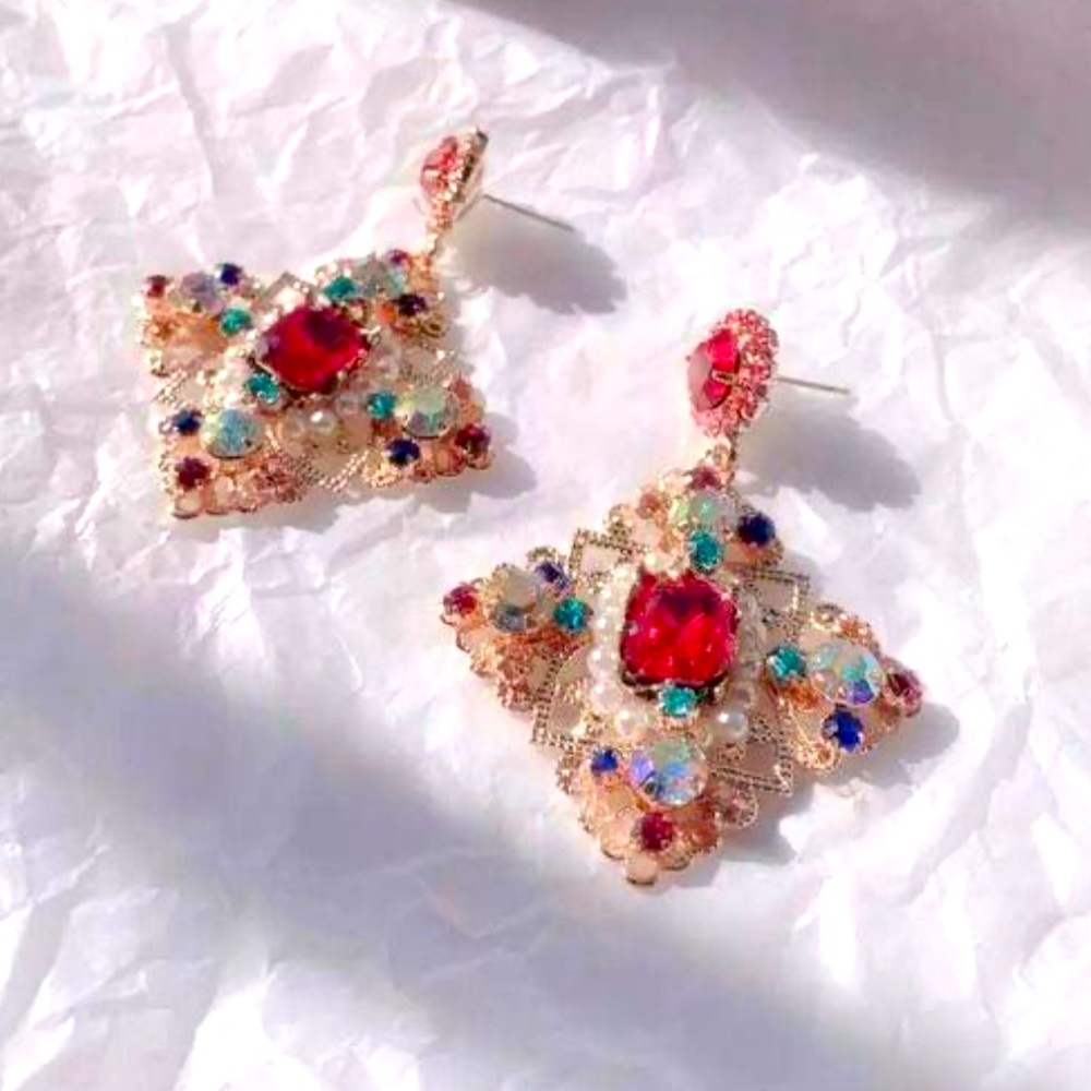 ◾️Luxury High Quality Crystal Drop Earrings